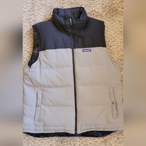 Patagonia reversible down vest mens Large